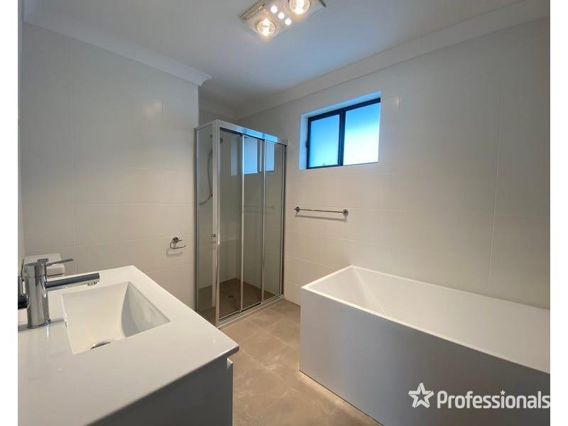 14B Ledwell Way, Oran Park NSW 2570