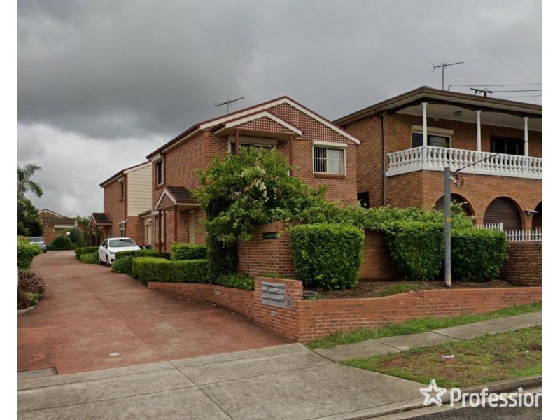 12/35 Marlborough Street, Smithfield NSW 2164