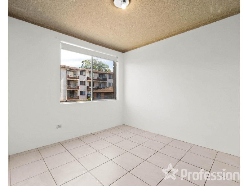 16/31 York Street, Fairfield NSW 2165