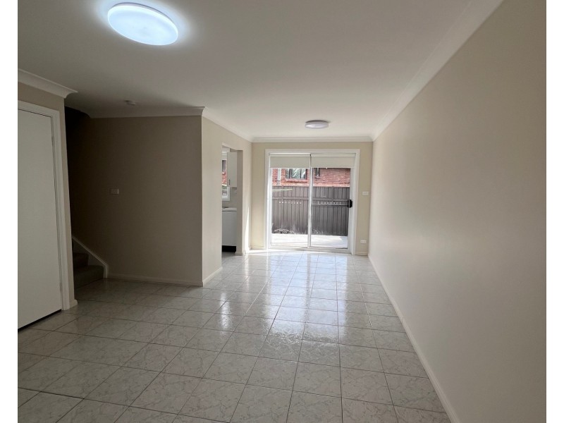 11/97 Sherwood Road, Merrylands West NSW 2160
