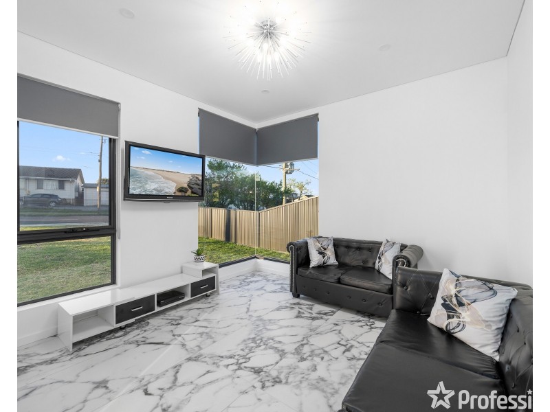279 Smithfield Road, Fairfield West NSW 2165