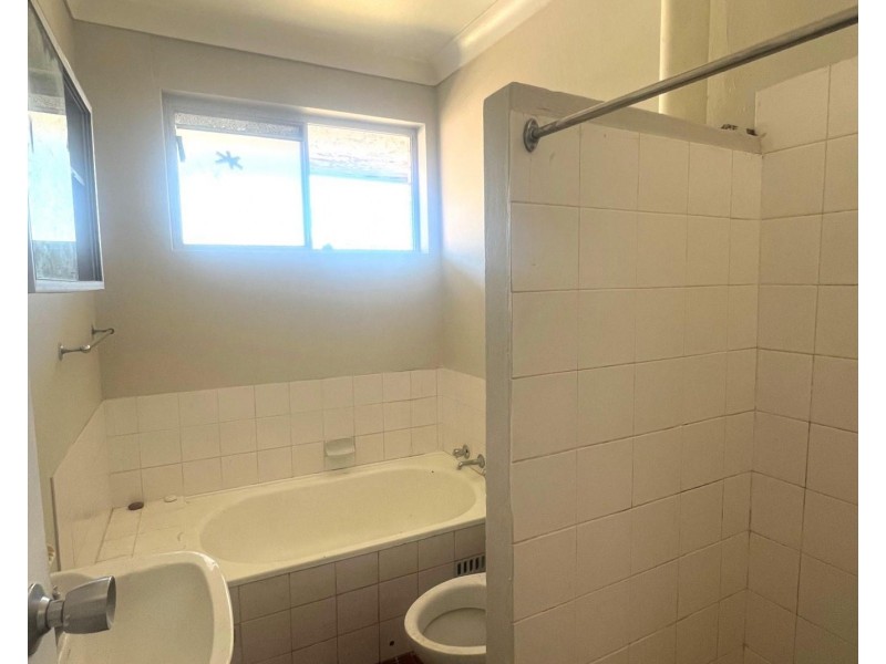 27/22-26 Wilga Street, Fairfield NSW 2165