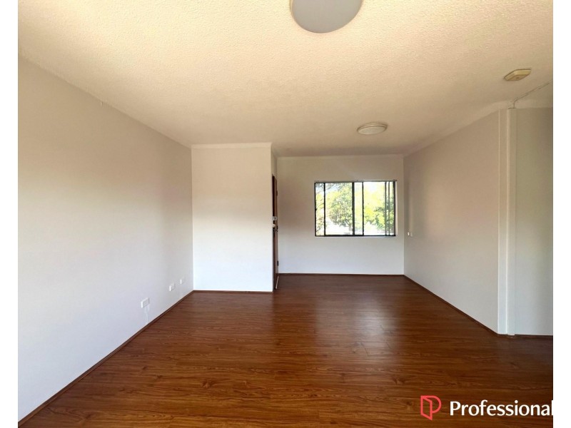 4/5A Fairlight Avenue, Fairfield NSW 2165