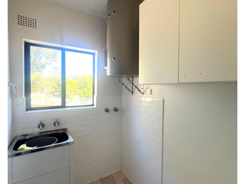 4/5A Fairlight Avenue, Fairfield NSW 2165