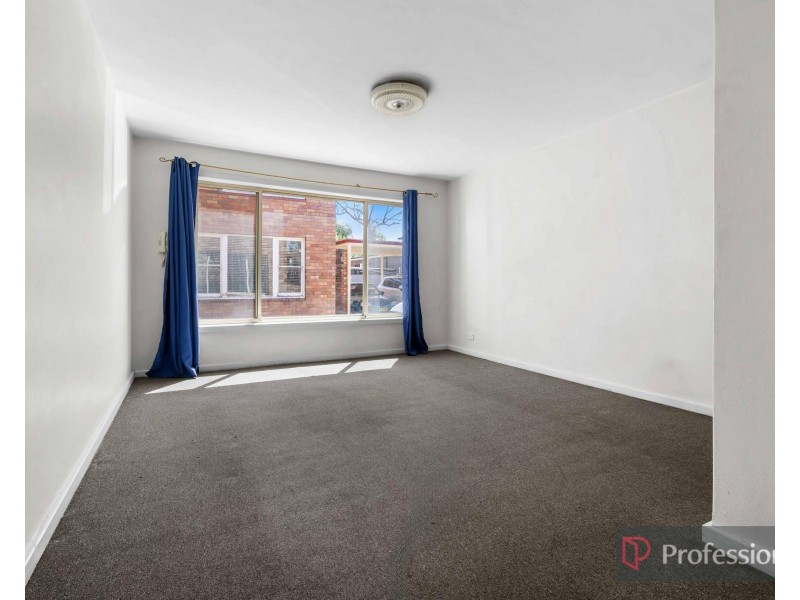 3/235 The Horsley Drive, Fairfield NSW 2165