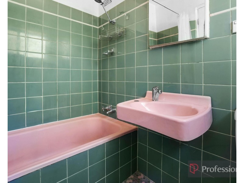 3/235 The Horsley Drive, Fairfield NSW 2165