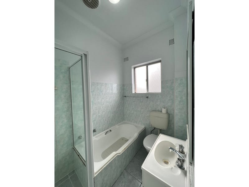 6/18 York Street, Fairfield NSW 2165