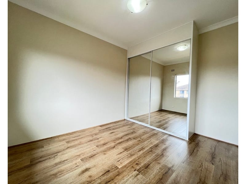 6/18 York Street, Fairfield NSW 2165