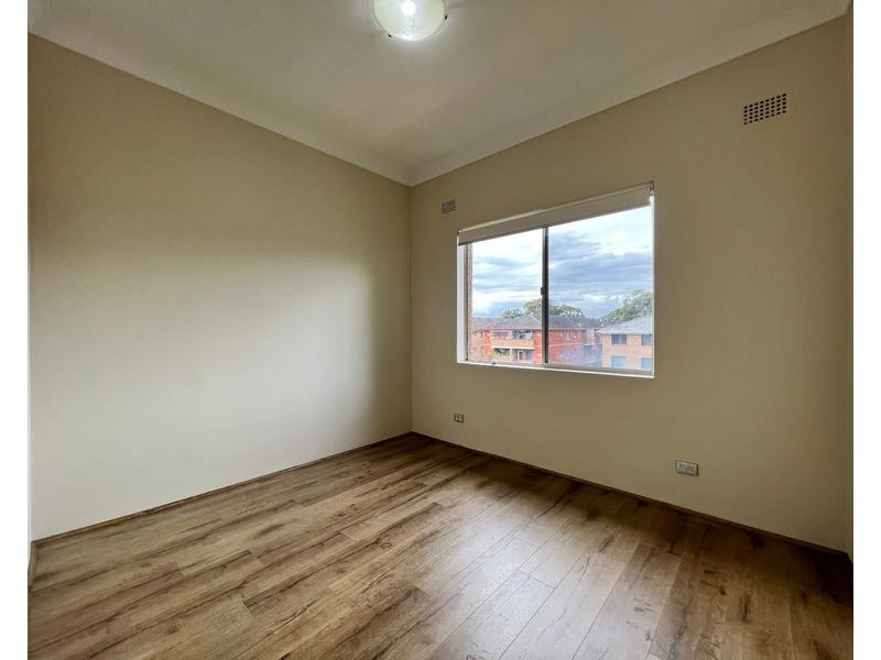 6/18 York Street, Fairfield NSW 2165