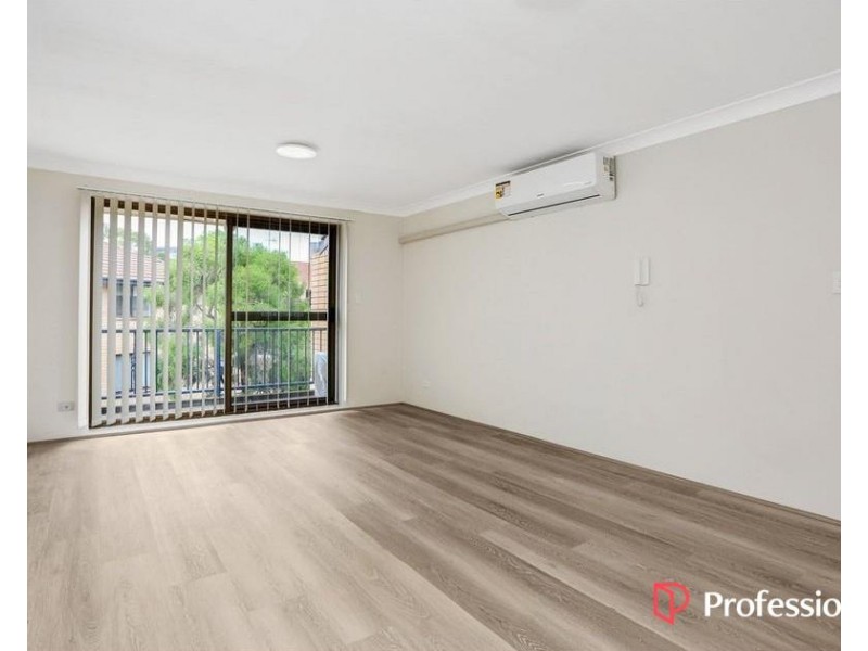 23/5 Griffiths Street, Blacktown NSW 2148