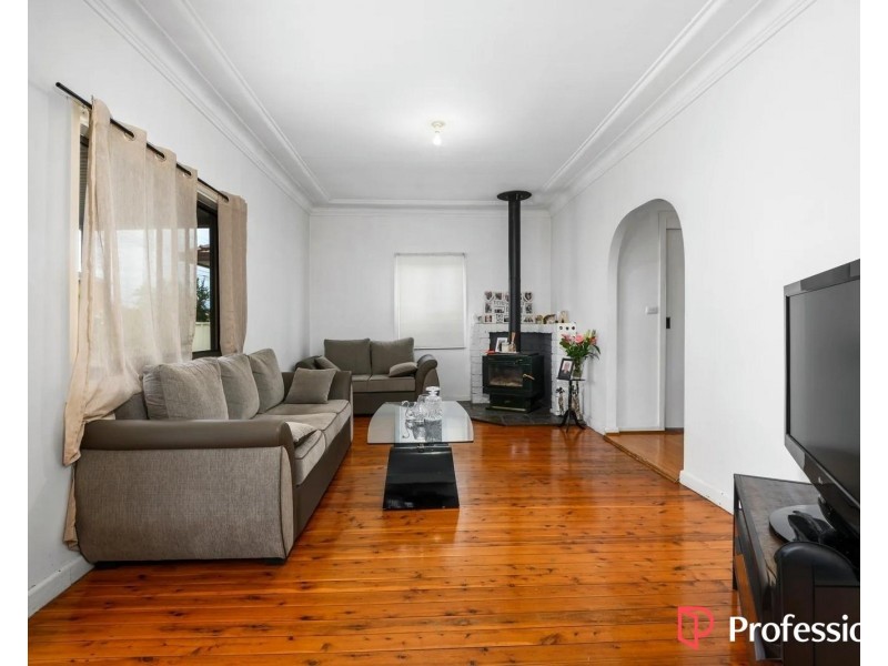 230 Polding Street, Smithfield NSW 2164