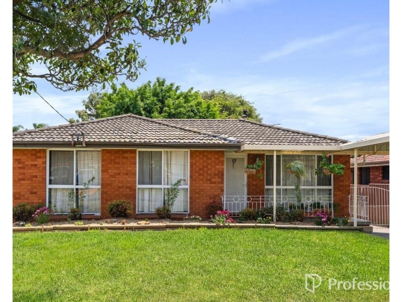 9 Kimberly Cescent, Fairfield West NSW 2165