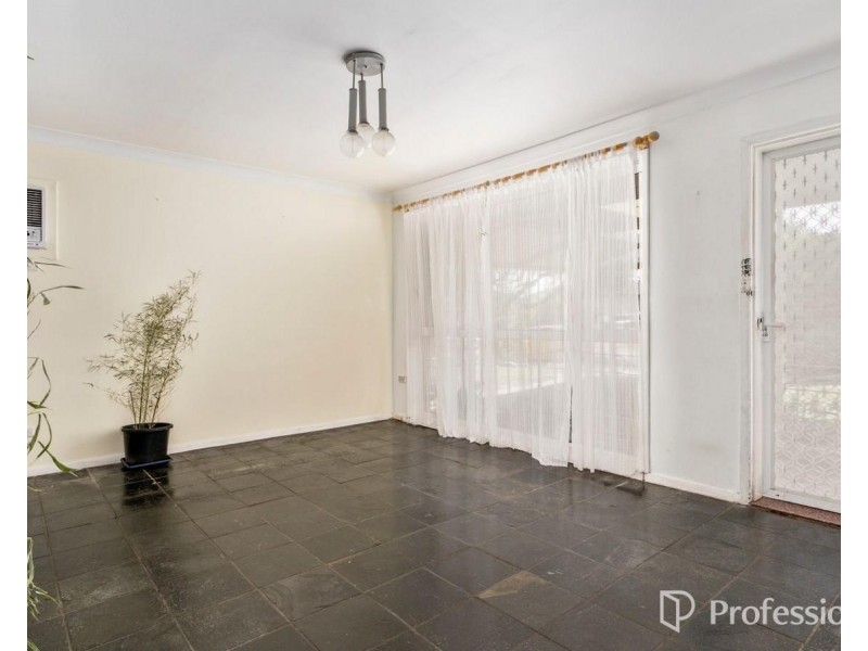9 Kimberly Cescent, Fairfield West NSW 2165