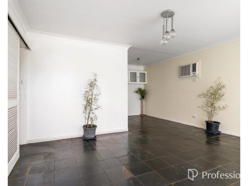 9 Kimberly Cescent, Fairfield West NSW 2165