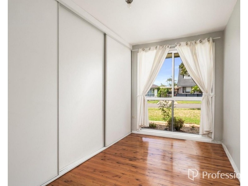 9 Kimberly Cescent, Fairfield West NSW 2165