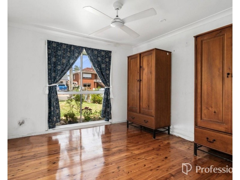 9 Kimberly Cescent, Fairfield West NSW 2165