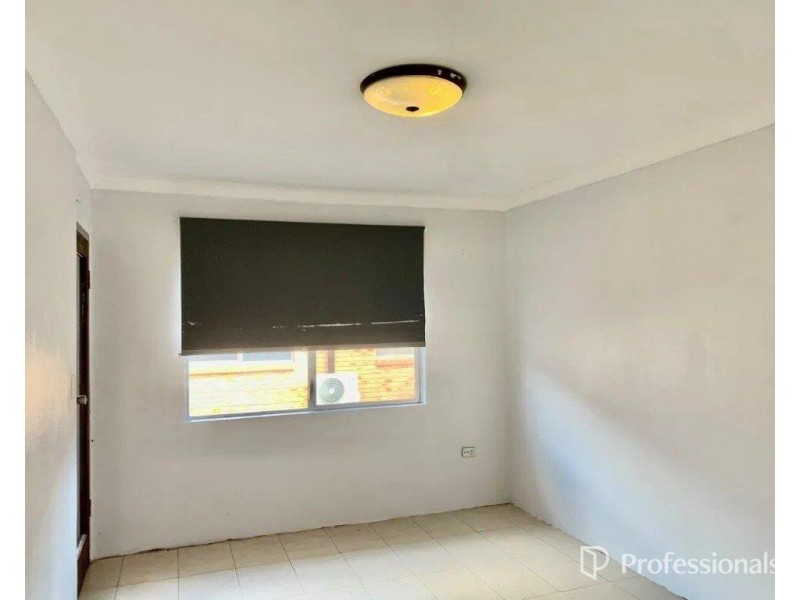 4/102-104 Longfield Street, Cabramatta NSW 2166