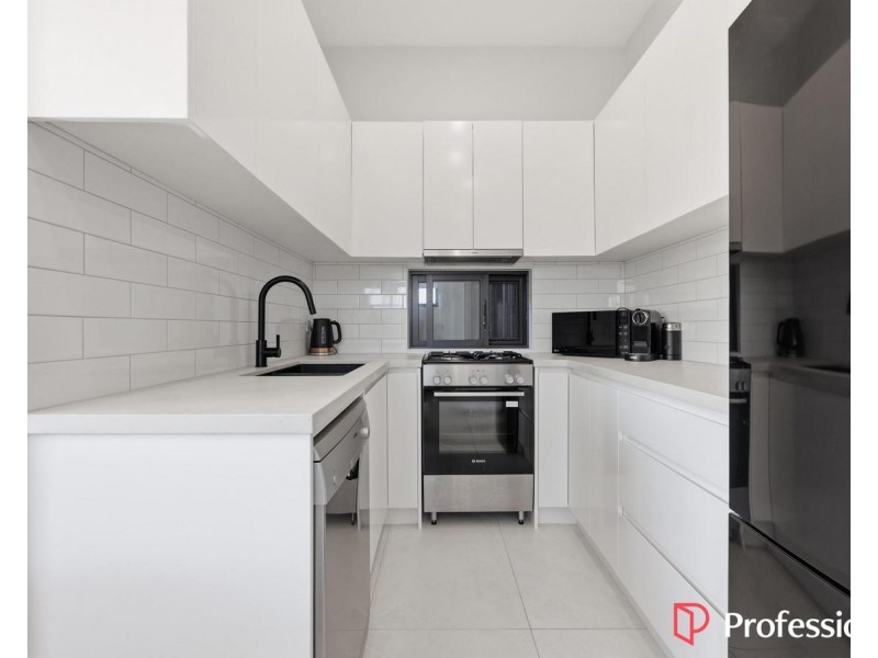 209C River Avenue, Carramar NSW 2163