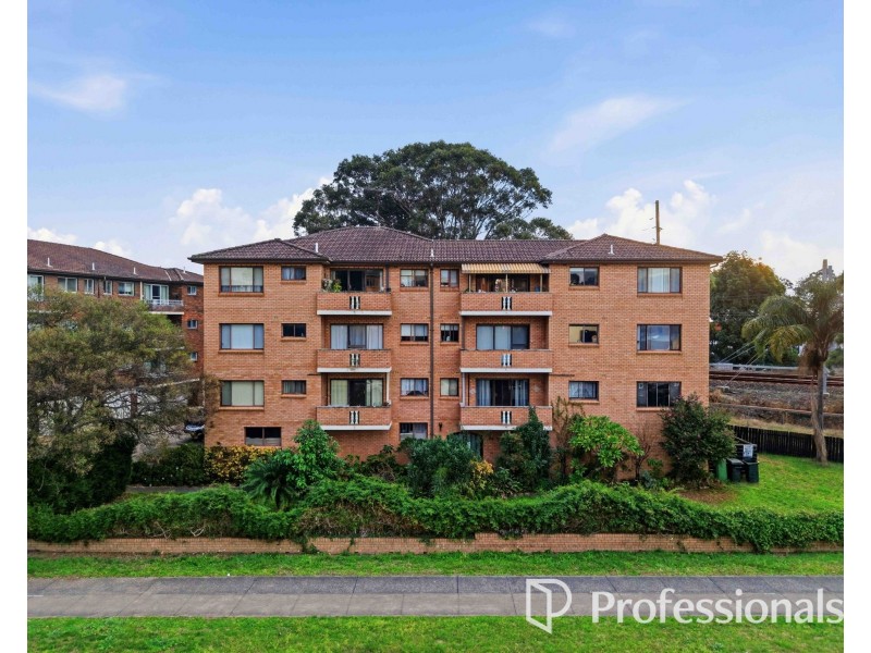 4/5A Fairlight Avenue, Fairfield NSW 2165