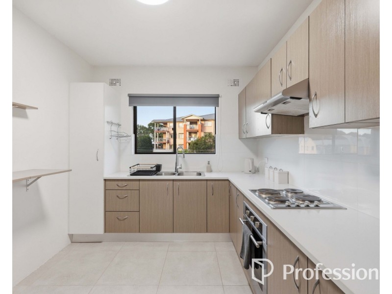 4/5A Fairlight Avenue, Fairfield NSW 2165