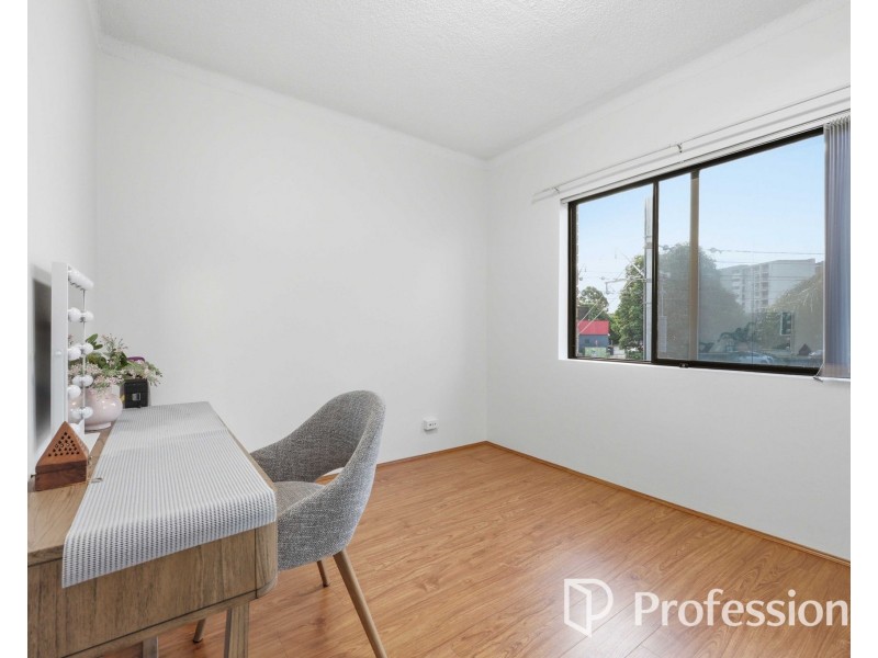 4/5A Fairlight Avenue, Fairfield NSW 2165