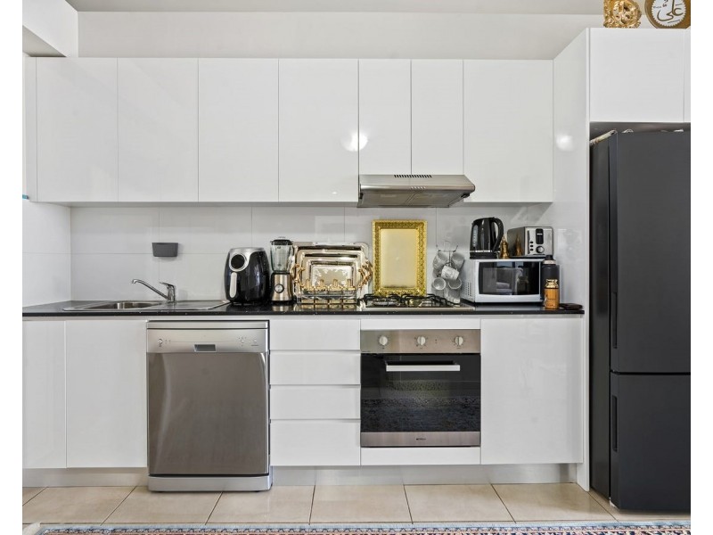 54/17-21 The Crescent, Fairfield NSW 2165