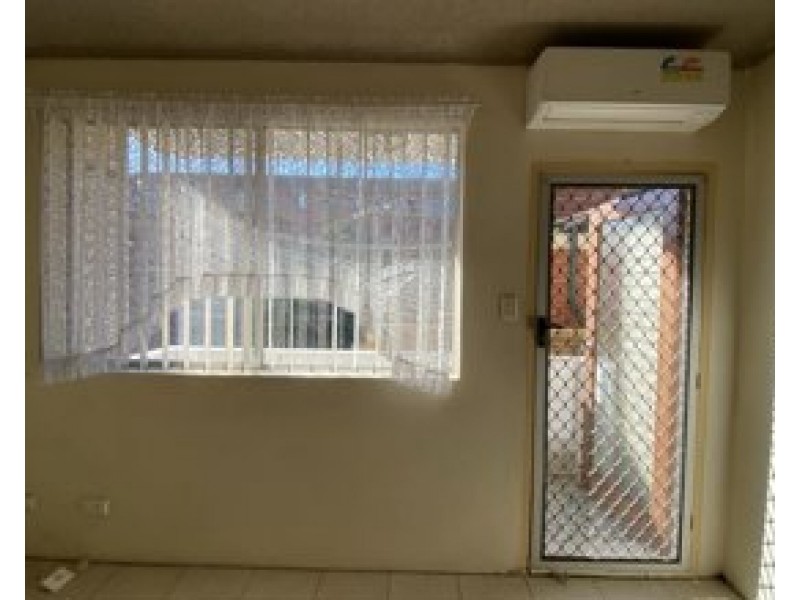 2/70 Hamilton Road, Fairfield NSW 2165
