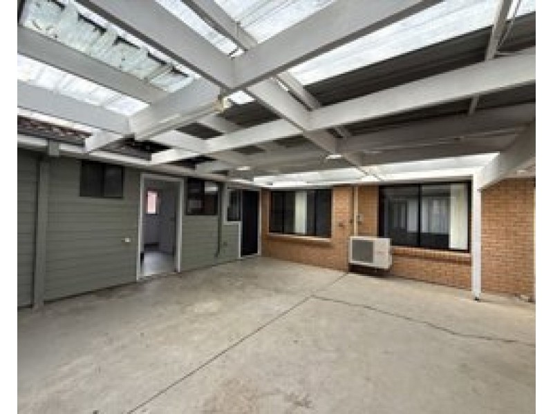 11 Glen Elgin Crescent, Edensor Park NSW 2176