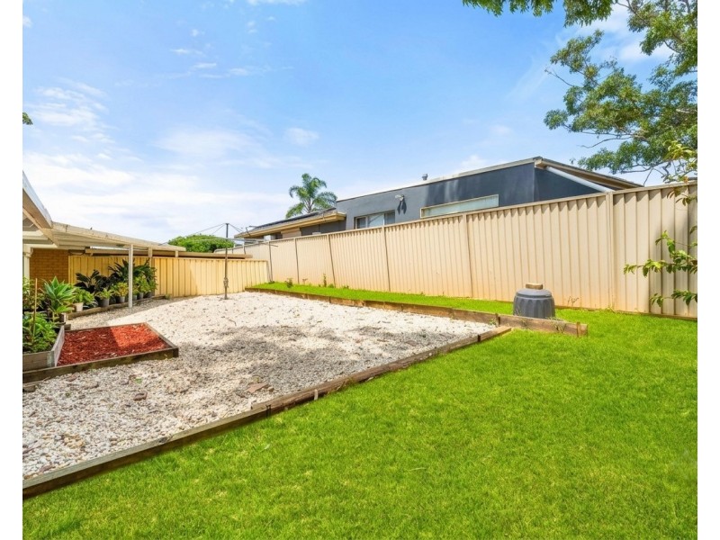 11 Glen Elgin Crescent, Edensor Park NSW 2176