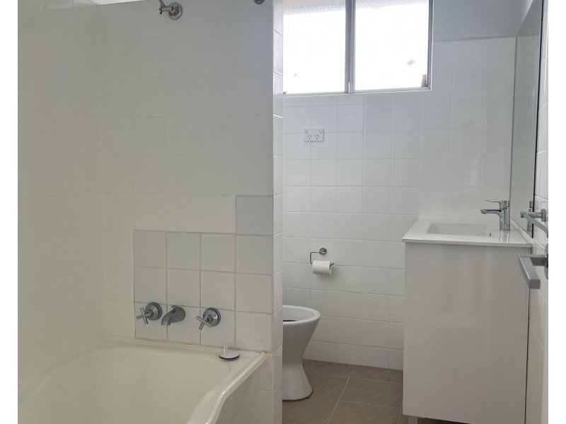17/45 Hamilton Road, Fairfield NSW 2165