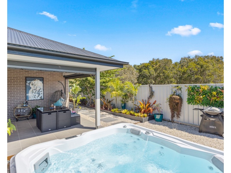 33 Conservation Drive, Urraween QLD 4655
