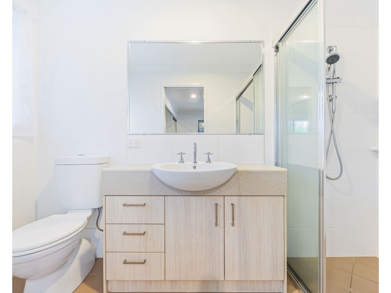 13 Mawson Court, Urraween QLD 4655