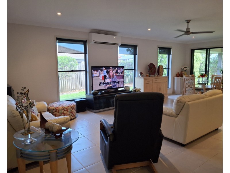 3  Bayley Court, Urraween QLD 4655