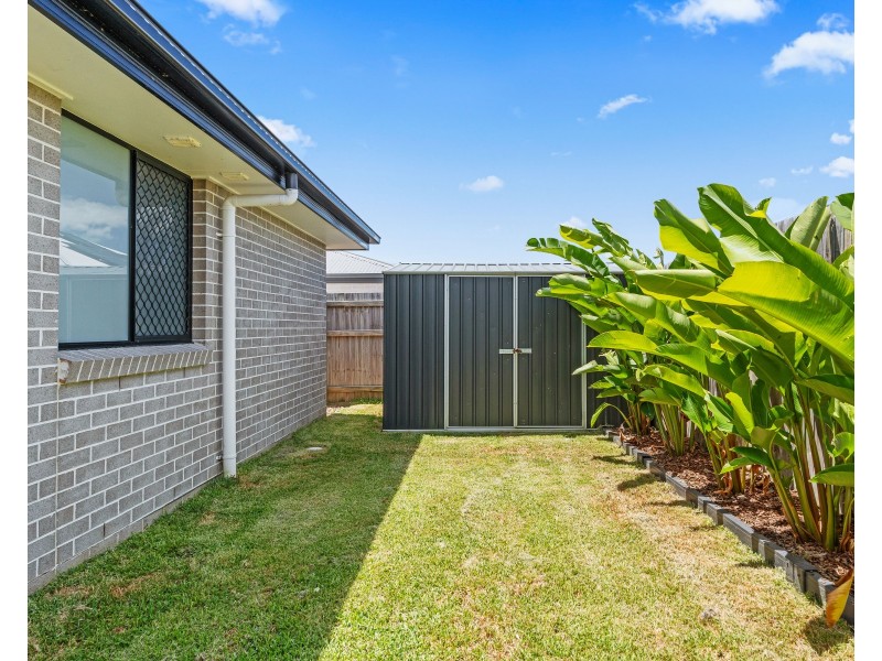 22 Coolamon Court, Urraween QLD 4655