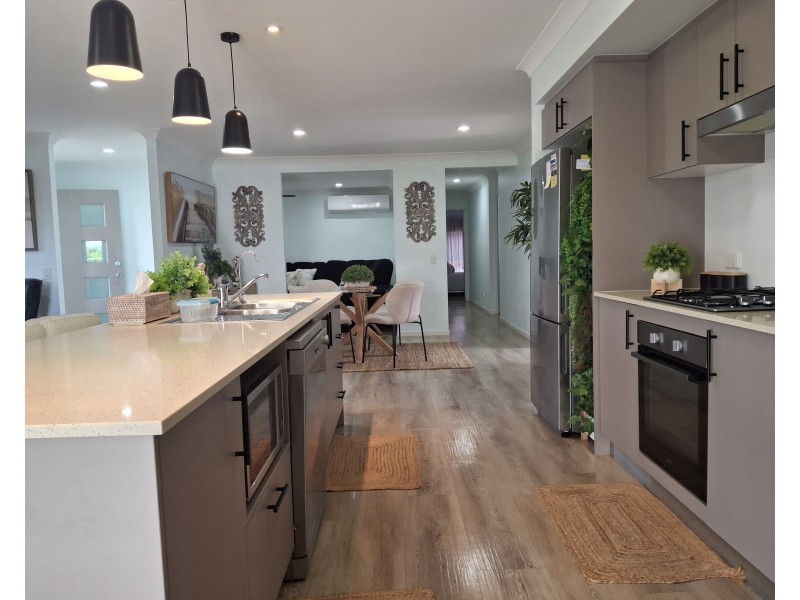 22 Oxley Circuit, Urraween QLD 4655