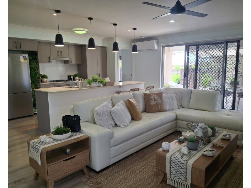 22 Oxley Circuit, Urraween QLD 4655