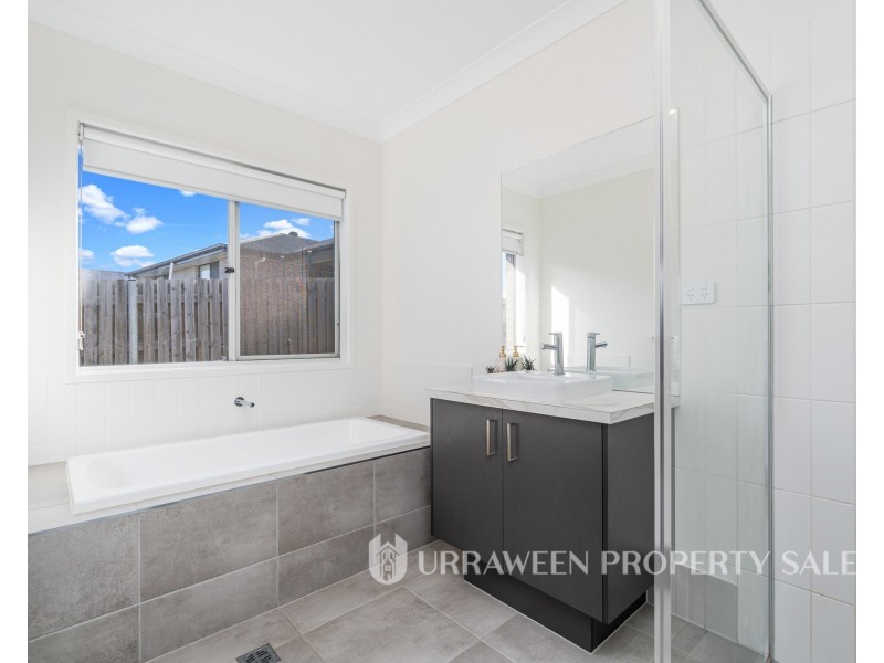 18 Abode Way, Kawungan QLD 4655