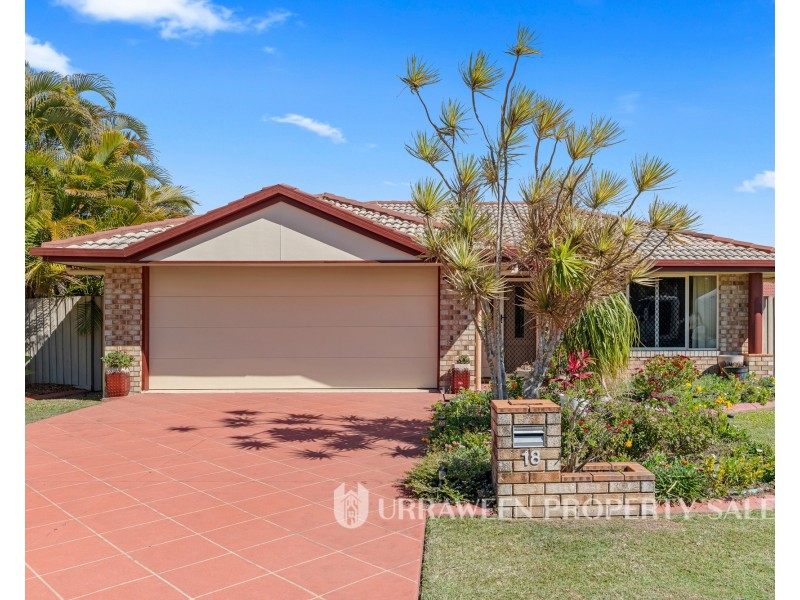 18  Emerald Park Way, Urangan QLD 4655