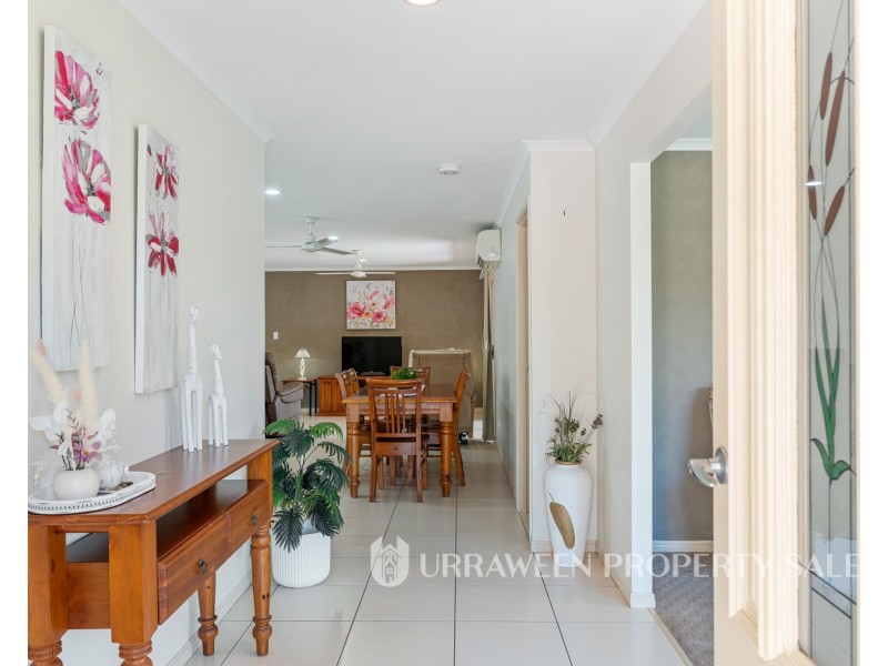 18  Emerald Park Way, Urangan QLD 4655
