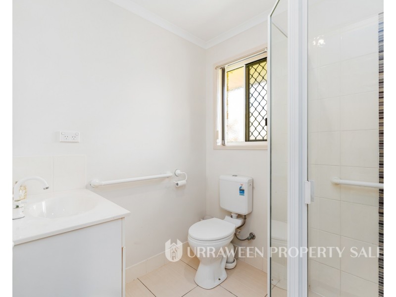 18  Emerald Park Way, Urangan QLD 4655