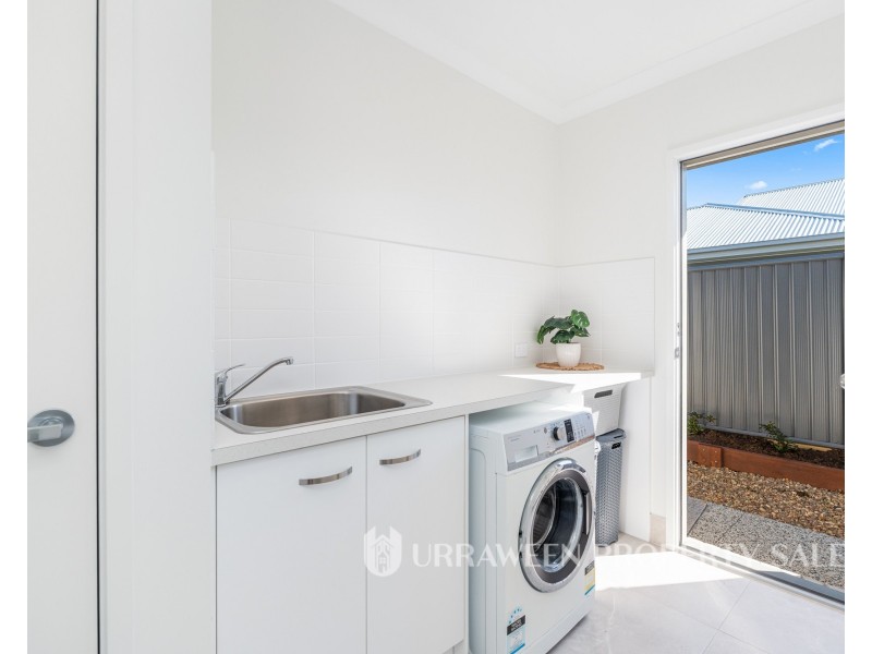 31 Mataranka Circuit, Nikenbah QLD 4655