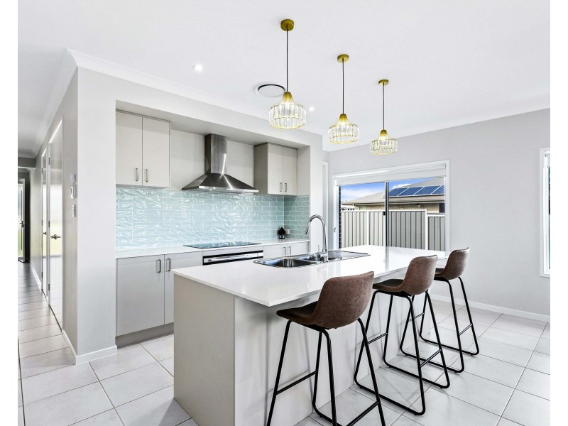 11 Watermelon Way, Kawungan QLD 4655