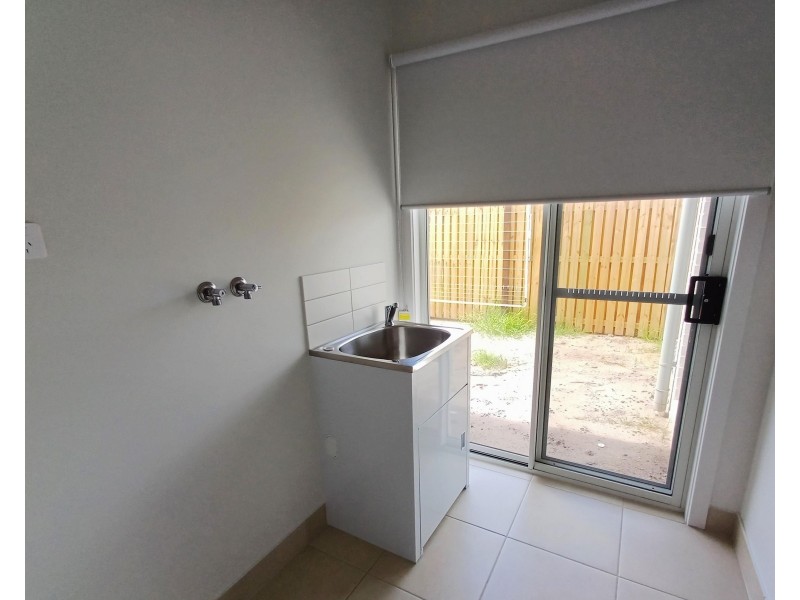 4 Quetta Close, Eli Waters QLD 4655