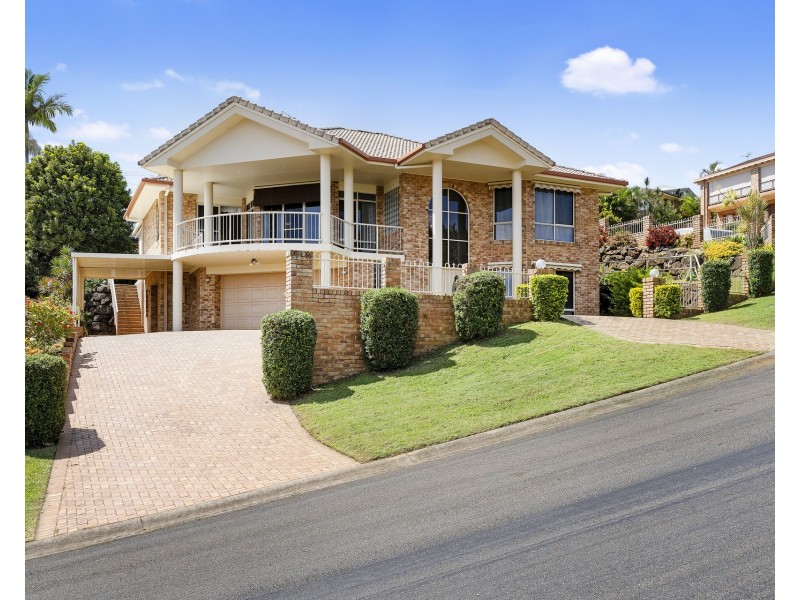 2 St Andrews Way, Banora Point NSW 2486