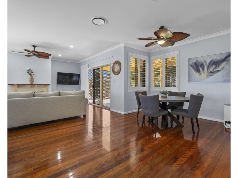 2 St Andrews Way, Banora Point NSW 2486