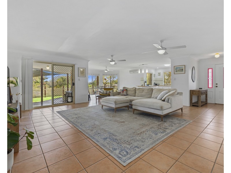 9 Nandina Terrace, Banora Point NSW 2486