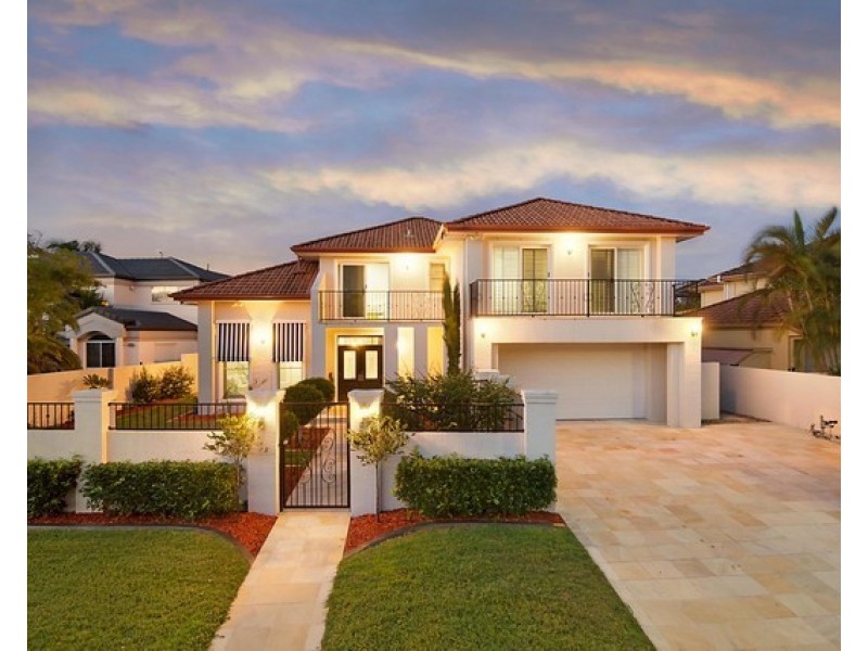 87 Bollard Circuit, Clear Island Waters QLD 4226