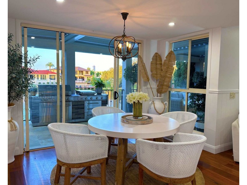 87 Bollard Circuit, Clear Island Waters QLD 4226