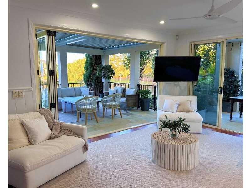 87 Bollard Circuit, Clear Island Waters QLD 4226