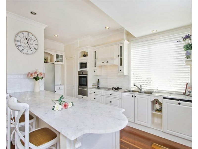 87 Bollard Circuit, Clear Island Waters QLD 4226